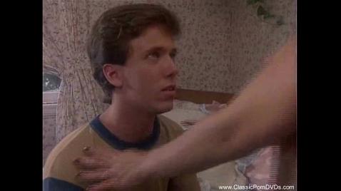 Старая мамкина пиздень лучше чем рука парниши