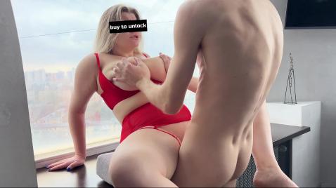 Пышные бёдра и груди тёщи довели зятя до греха